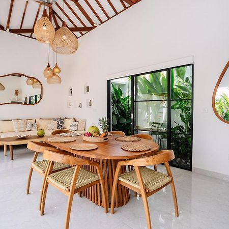 Villa Emilia ทานาล็อต ภายนอก รูปภาพ